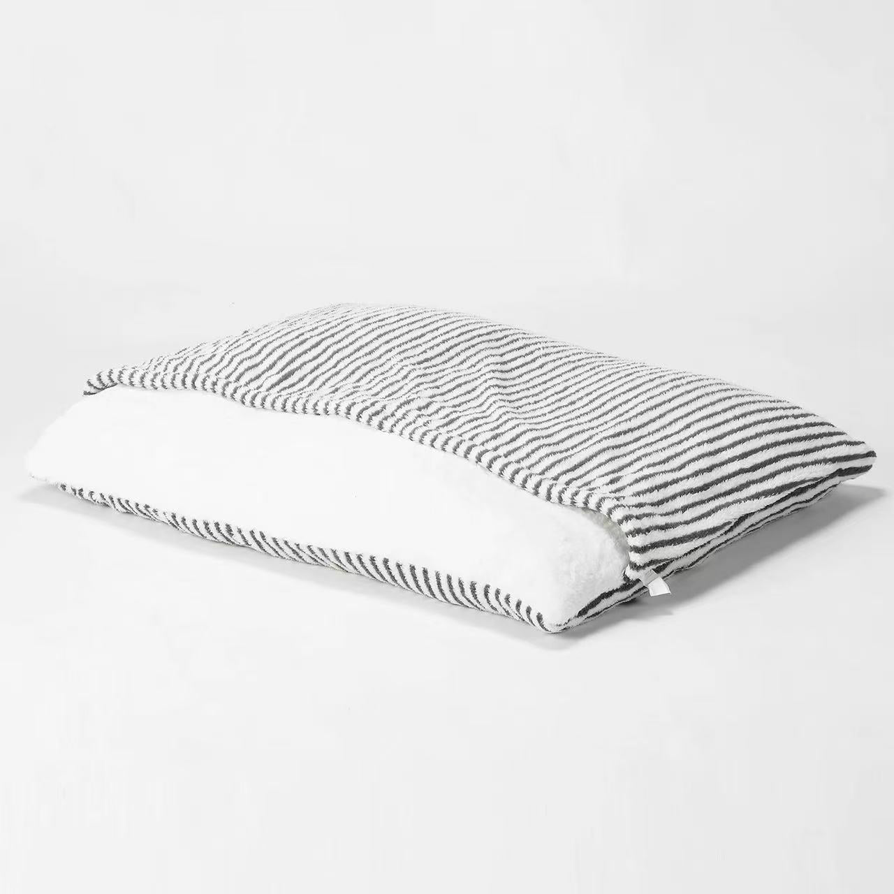 Dog Sleeping Bag Bed for Small & Medium Dogs - Winter Warm Camping Dog Nest, Enclosed Dog Pocket Bed, Removable & Washable