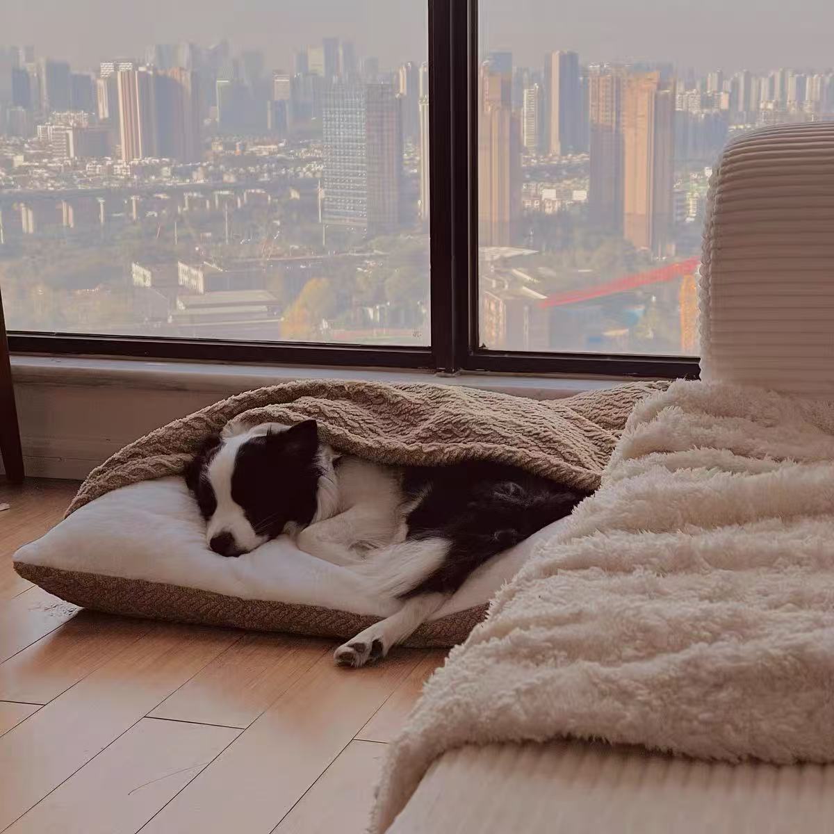 Dog Sleeping Bag Bed for Small & Medium Dogs - Winter Warm Camping Dog Nest, Enclosed Dog Pocket Bed, Removable & Washable