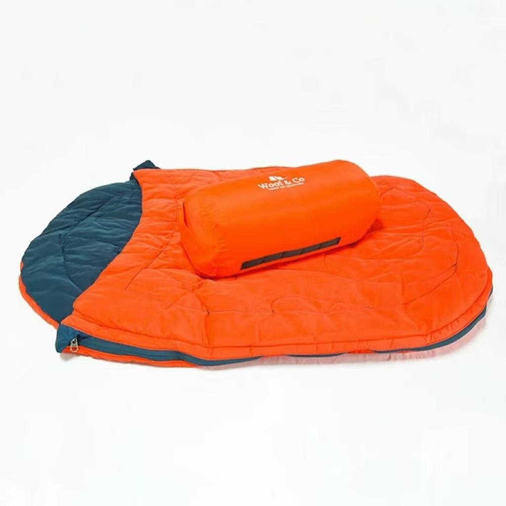 Dog Winter Camping Sleeping Bag - Large Breed Pet Warm Sleeping Bag for Cold Weather